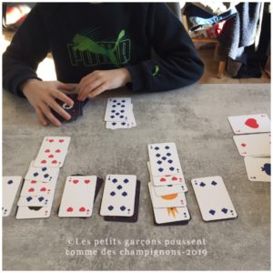la bataille féministe un jeu de cartes